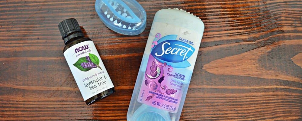 Simple All Natural DIY Toxin Free Deodorant | DIY Recipes | DIY beauty hacks | DIY deodorant | All Natural Beauty Products | Homemade Deodorant | theMRSingLink