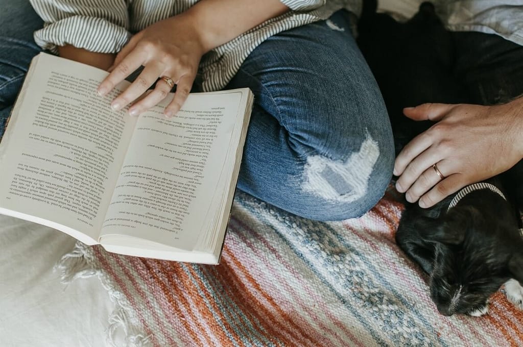 How To Stop Overthinking [In Life + Your Relationships!] | Stop yourself from overthinking in life and your relationships | Don't allow stress and worry to consume your happiness in life and relationships | #anxiety #selfimprovement #selflove | theMRSingLink