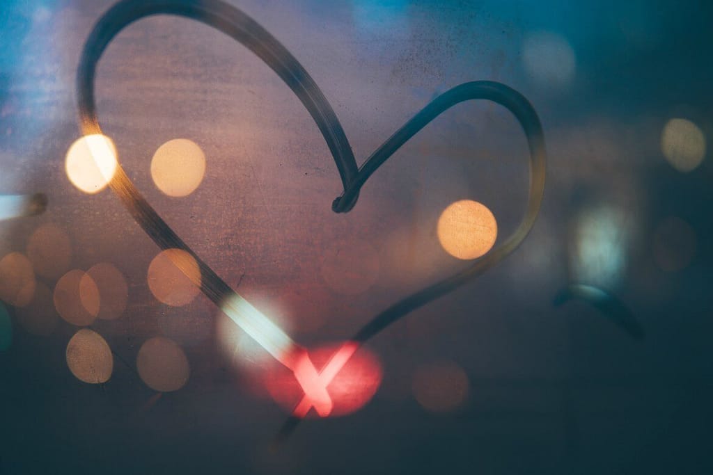 4 Ways To Be Transparent With Your Spouse | Transparency in healthy relationships | How to open up and be more vulnerable in your relationship | Ways to rebuild trust in marriage through transparency | Marriage tips | Healthy relationship advice | #marriageadvice #couplesgoals #relationshiptips | theMRSingLink