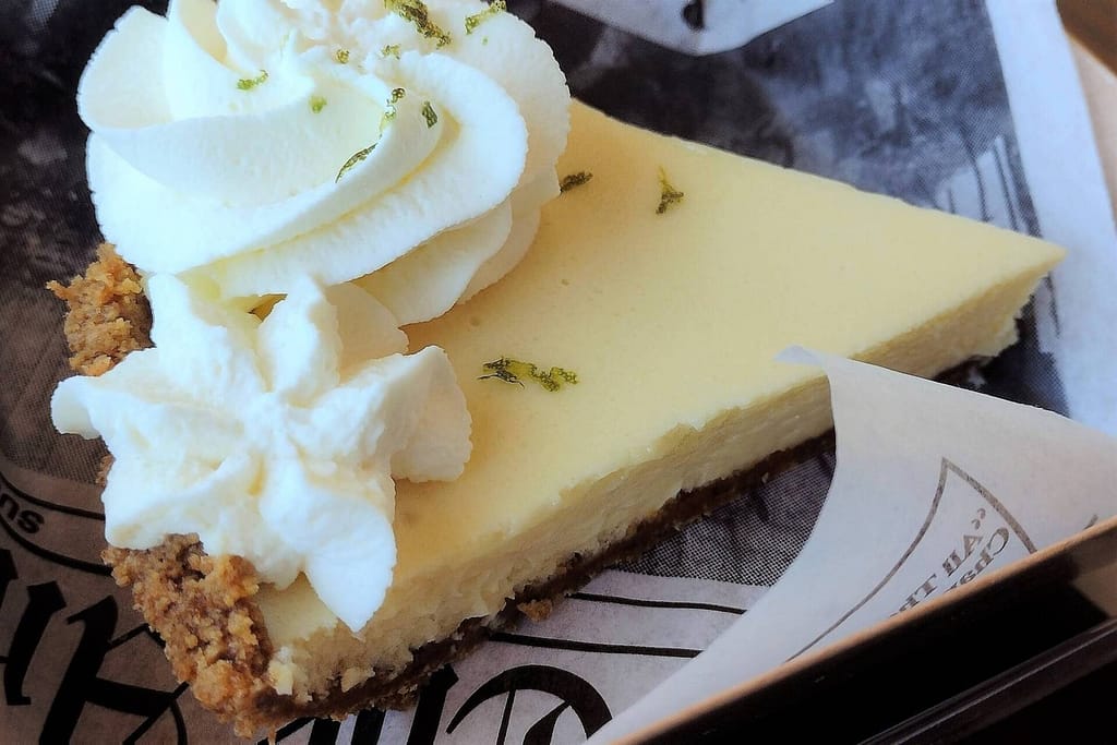 WAIT! Before you read on, please know that these are MY personal top 3 for best Key Lime Pie in Key Largo. I know three doesn't seem like many, since it's nearly impossible for any key lime pie to be bad. Even the frozen ones on a stick are hard to beat.
