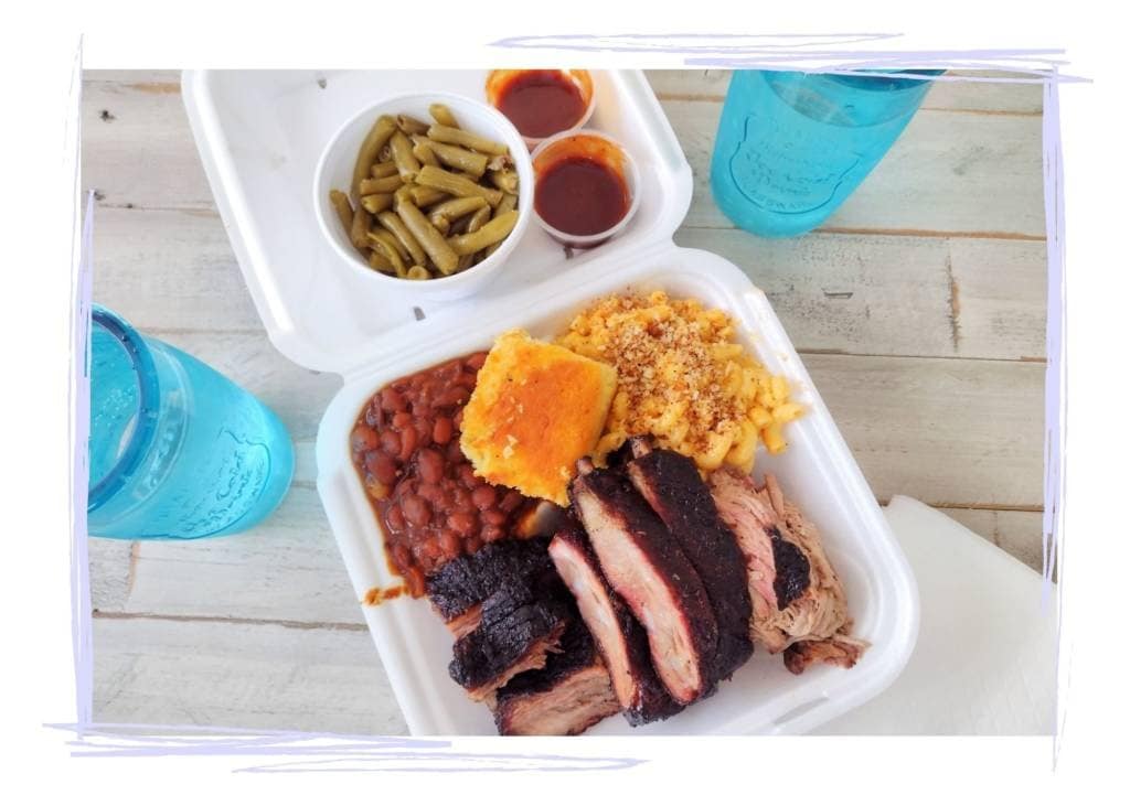 Here's the thing when I'm on vacation: I want to eat, and I want food that satisfies. You feel me? So if you want good food in Key Largo - - go for underrated!