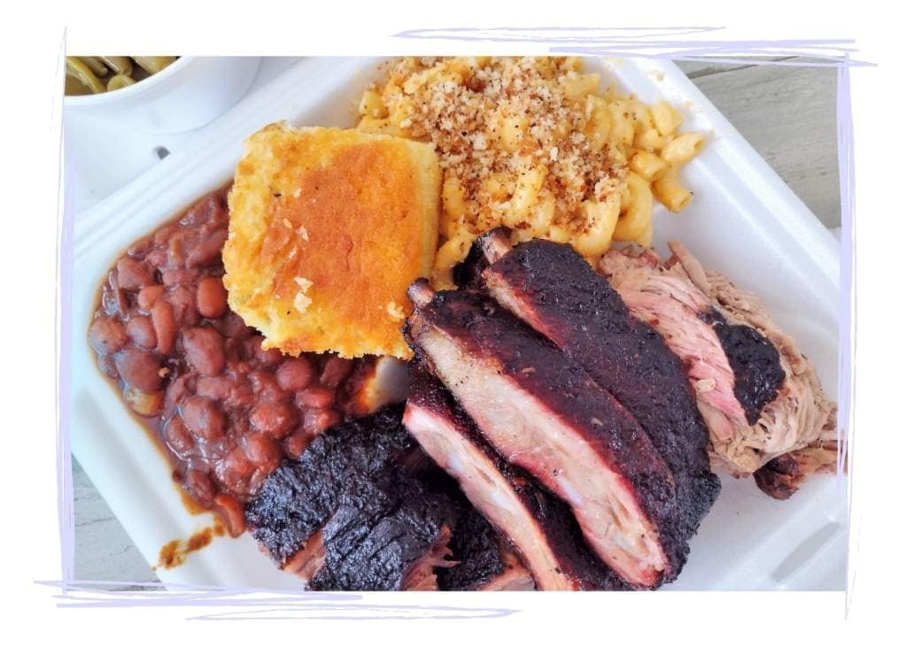 Here's the thing when I'm on vacation: I want to eat, and I want food that satisfies. You feel me? So if you want good food in Key Largo - - go for underrated!