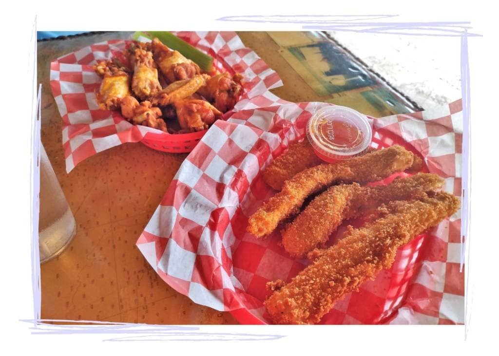 Here's the thing when I'm on vacation: I want to eat, and I want food that satisfies. You feel me? So if you want good food in Key Largo - - go for underrated!