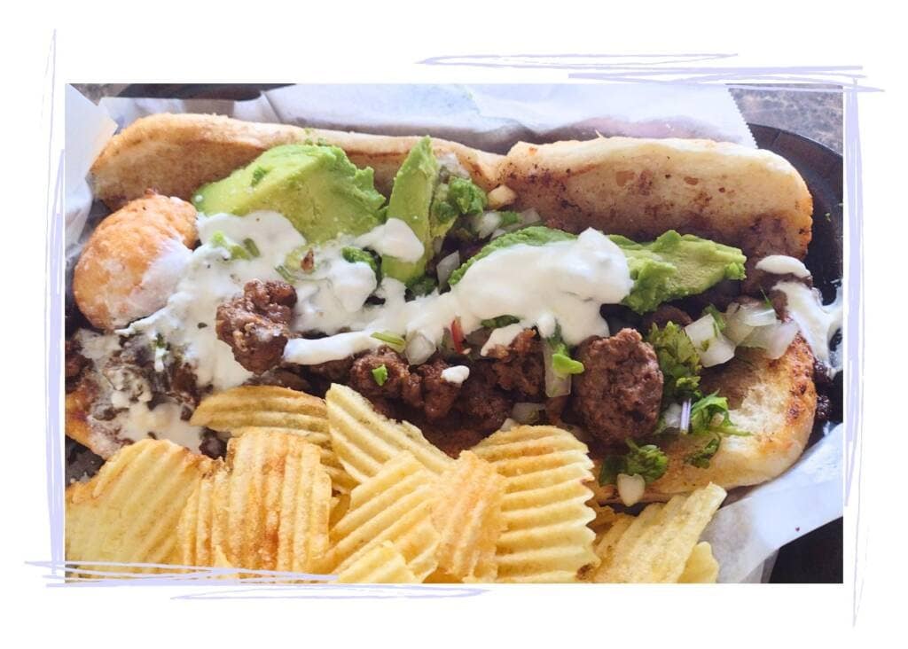 Here's the thing when I'm on vacation: I want to eat, and I want food that satisfies. You feel me? So if you want good food in Key Largo - - go for underrated!
