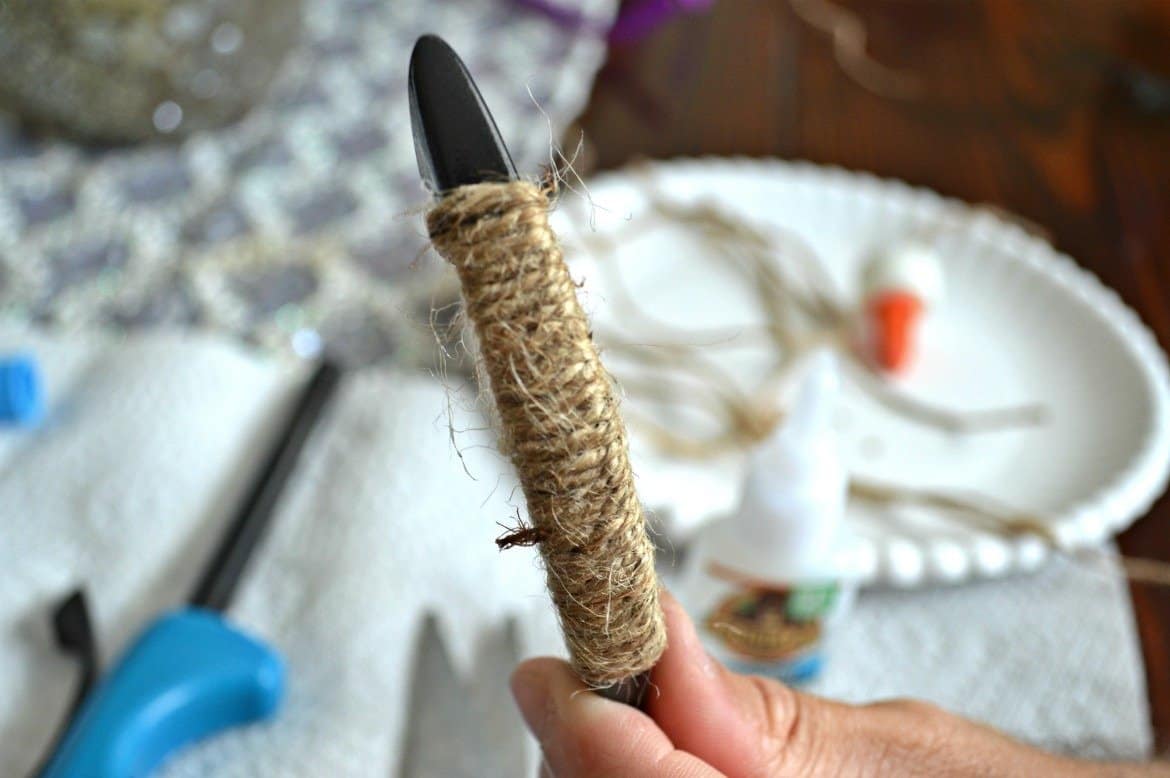 DIY Nautical Pulls From Old Kitchen Hardware | DIY Kitchen Hardware | Kitchen Cabinet Pulls | DIY Kitchen | DIY Home Improvements | theMRSingLink