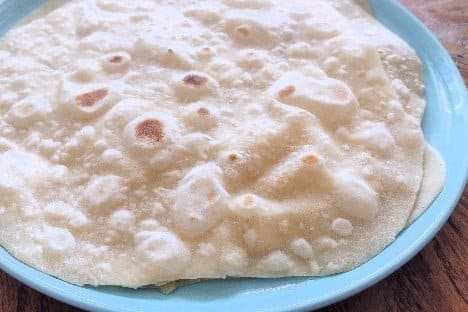 DO. NOT. WAIT. I'm telling you right now that homemade tortillas stomp the living daylights out of storebought wraps. Throw away those Mission, La Banderitas, and Guerreo tortillas for good, because I can PROMISE you won't miss them once you make fresh, homemade tortillas.