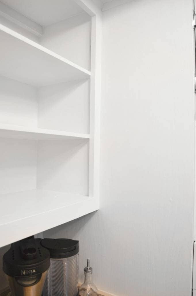 9 Crucial Steps To Painting Wood Cabinets DIY Painting Wood Kitchen Cabinets Small Kitchen DIY Renovation How to paint wood cabinets DIY before and after DIY tips DIY Home Improvements | #DIY #homeimprovements | theMRSingLink